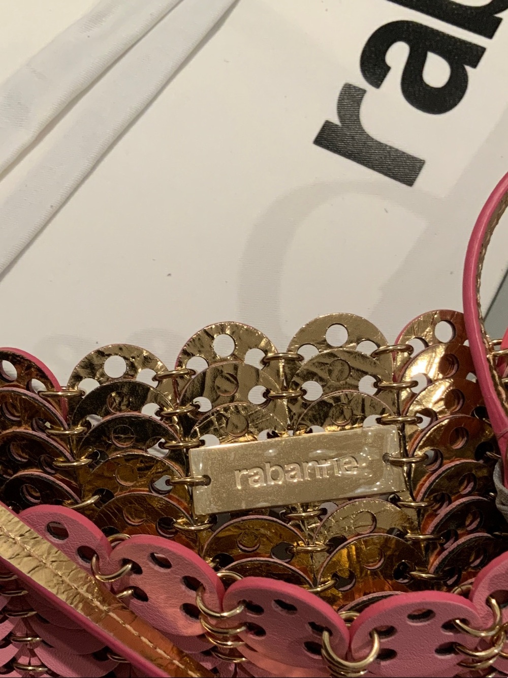 Paco Rabanne Pink Gold-Link Shoulder Bag - Picture 3 of 5